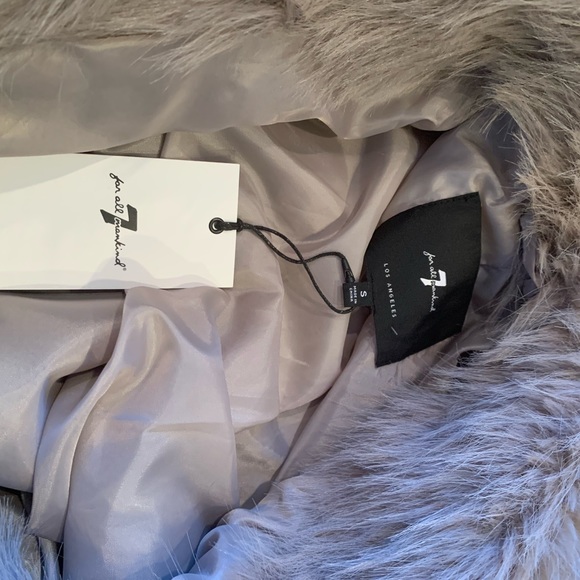 7 For All Mankind- Stunning, Chic Appearance, Faux Fur Chubby Jacket. Taupe - Picture 6 of 10